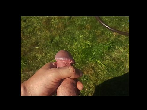 ❤️ Bidh hottie a 'faighinn a pussy pinc fucked agus cums le squirt ann an gàrradh samhraidh ️ Porn anal aig gd.mouthporn.ru ❌️