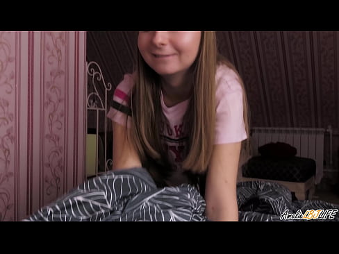 ❤️ Bidh Blondie a’ tarraing a BFF gu domhainn agus a’ faighinn cum na beul ️ Porn anal aig gd.mouthporn.ru ❌️